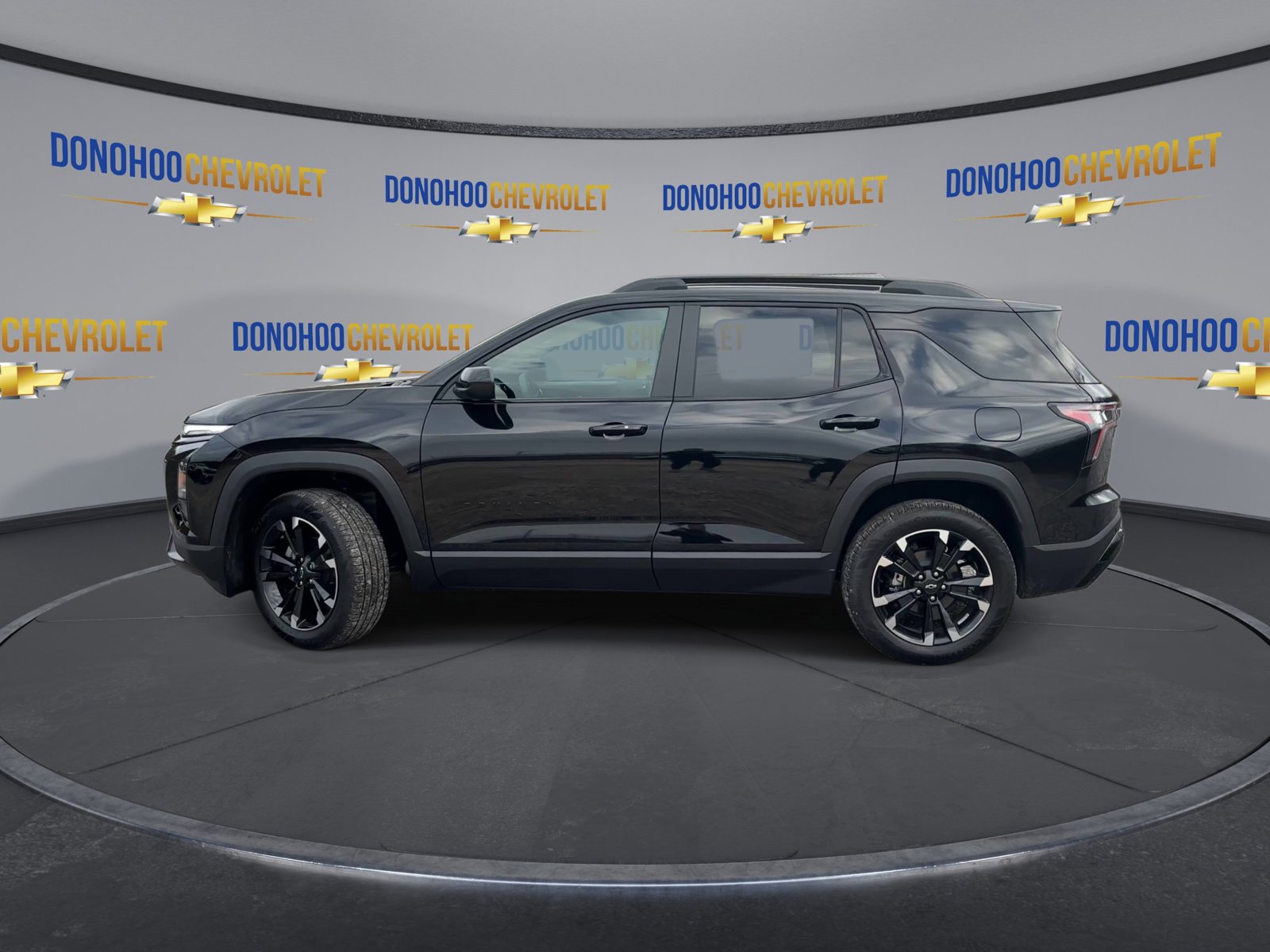 New 2026 Chevrolet Equinox RS w/ Convenience Package III FWD image 8