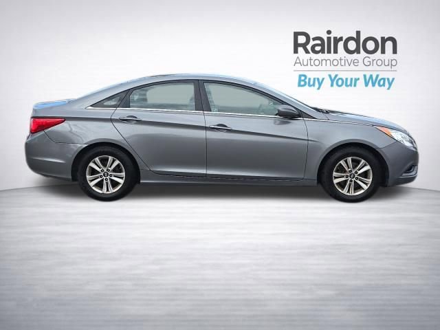 Used 2013 Hyundai Sonata GLS image 9