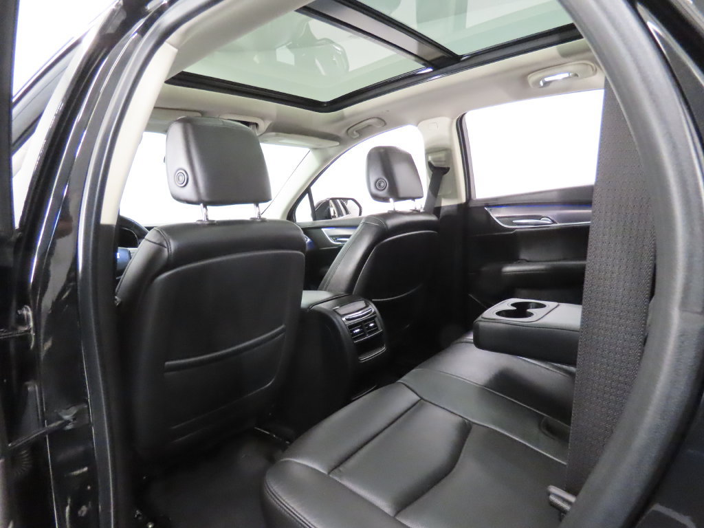 Used 2018 Cadillac XT5 Premium Luxury AWD/4WD image 45