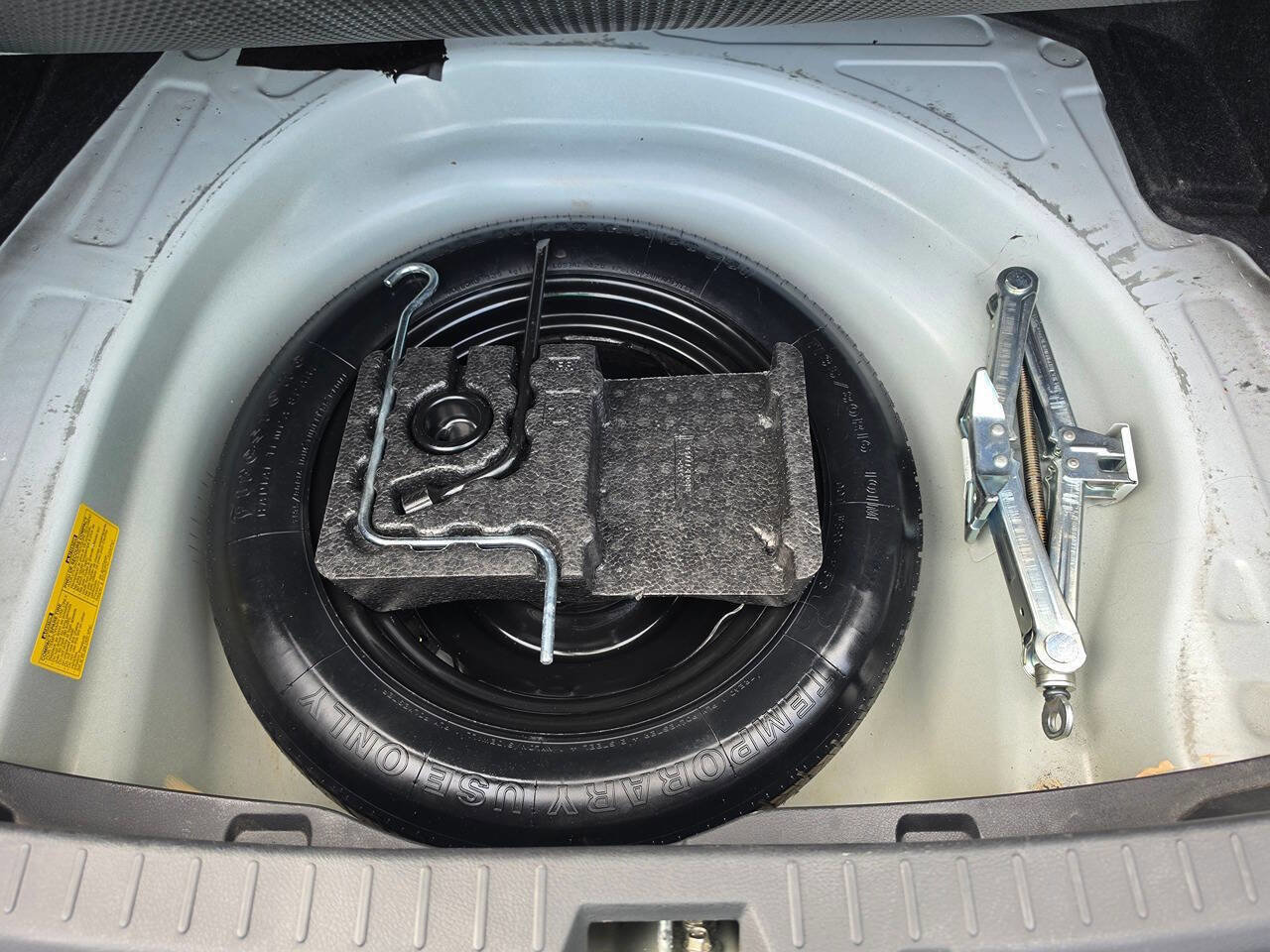 Used 2011 Toyota Corolla LE FWD image 23