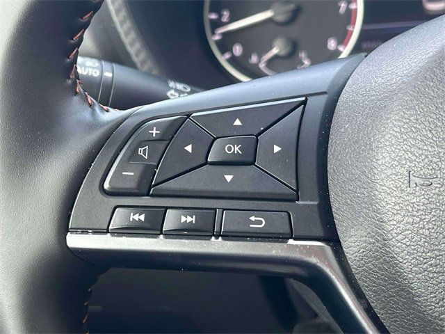 Used 2025 Nissan Sentra SR w/ Trunk Package image 21