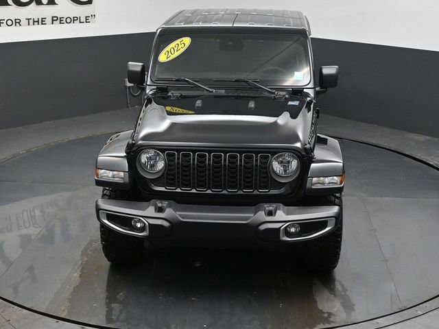 Used 2025 Jeep Gladiator Sport image 56
