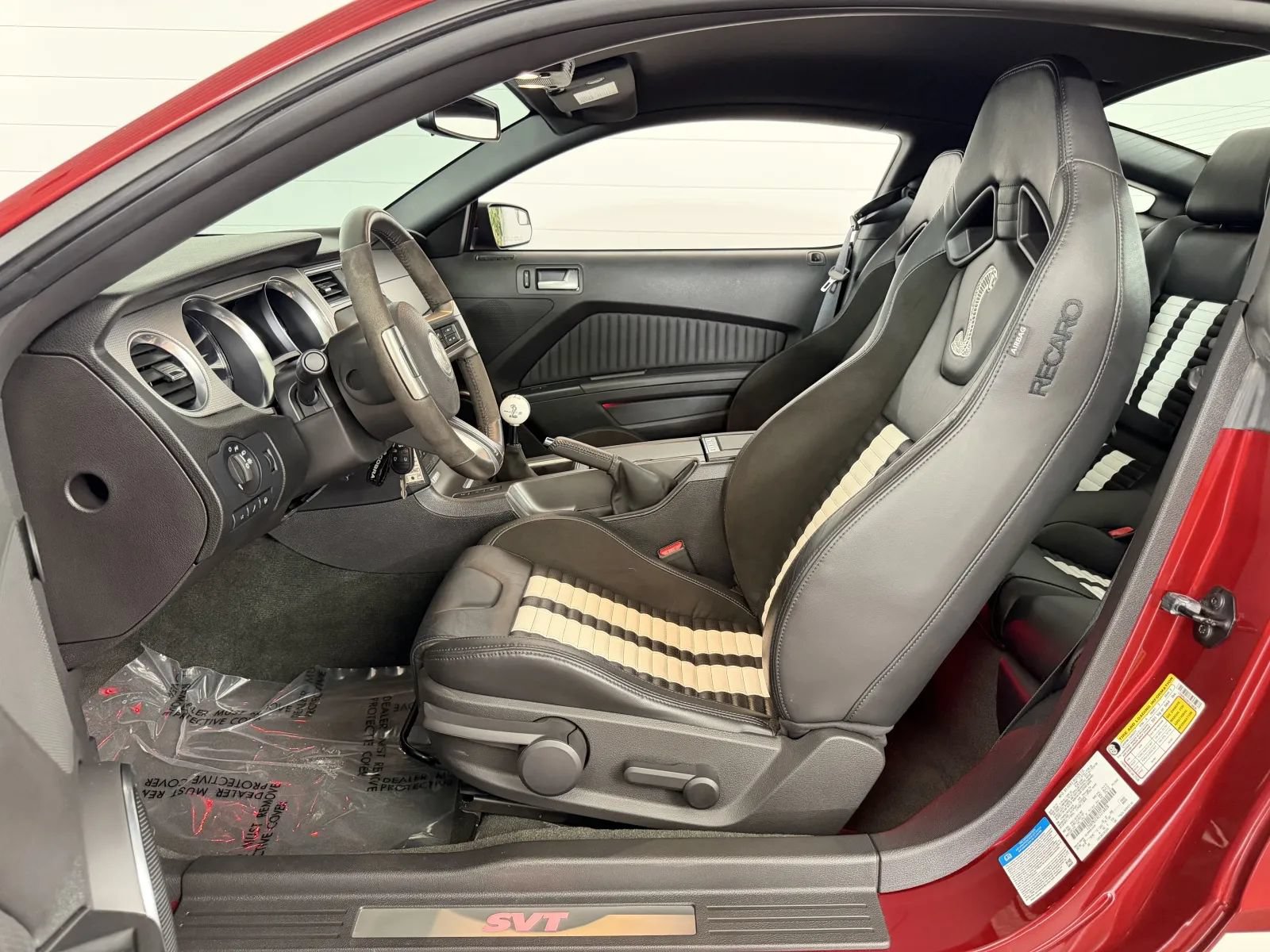 Used 2014 Ford Mustang Shelby GT500 w/ Equipment Group 821A RWD image 15