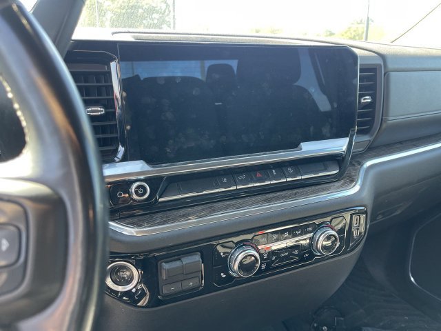 Used 2024 GMC Sierra 2500 SLE w/ SLE Convenience Package AWD/4WD image 7
