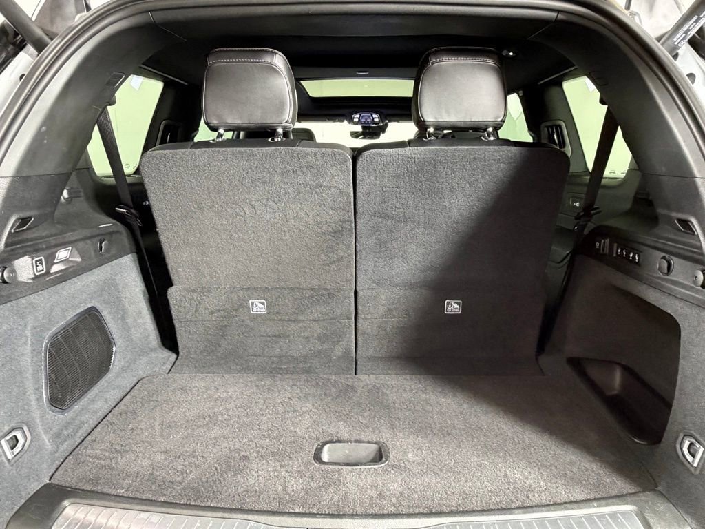 Used 2023 Jeep Grand Cherokee L Summit w/ Luxury Tech Group V image 29