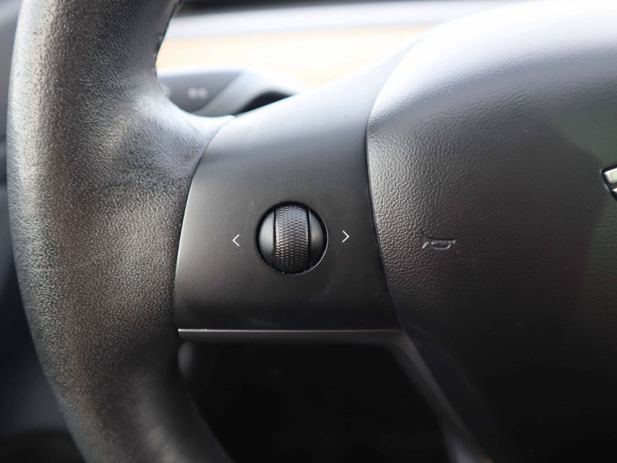 Used 2019 Tesla Model 3 Long Range image 16