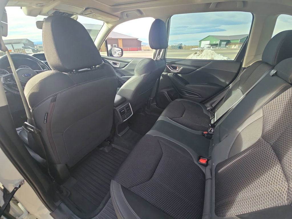 Used 2021 Subaru Forester Premium image 31
