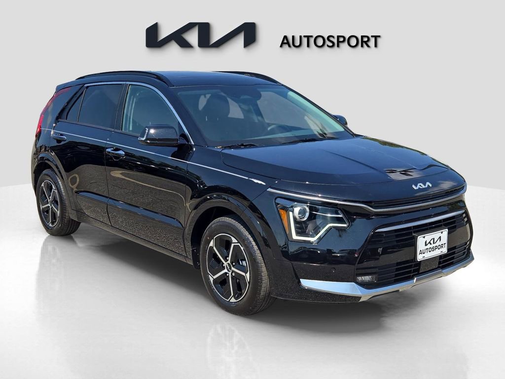 New 2025 Kia Niro SX image 3