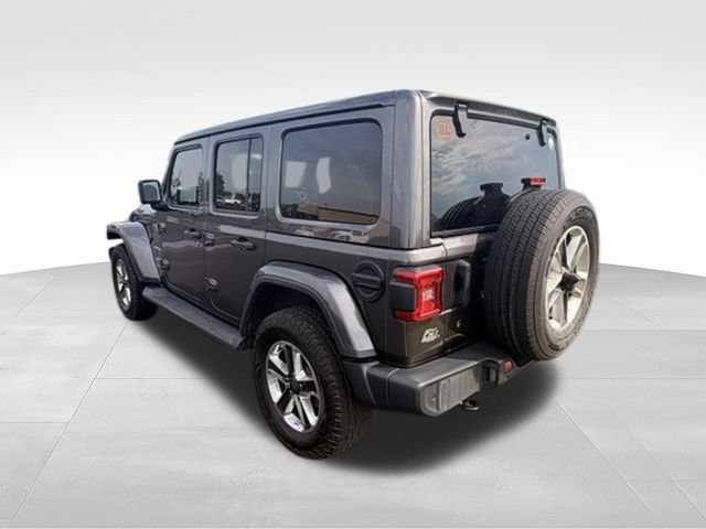 Used 2018 Jeep Wrangler Unlimited Sahara AWD/4WD image 3