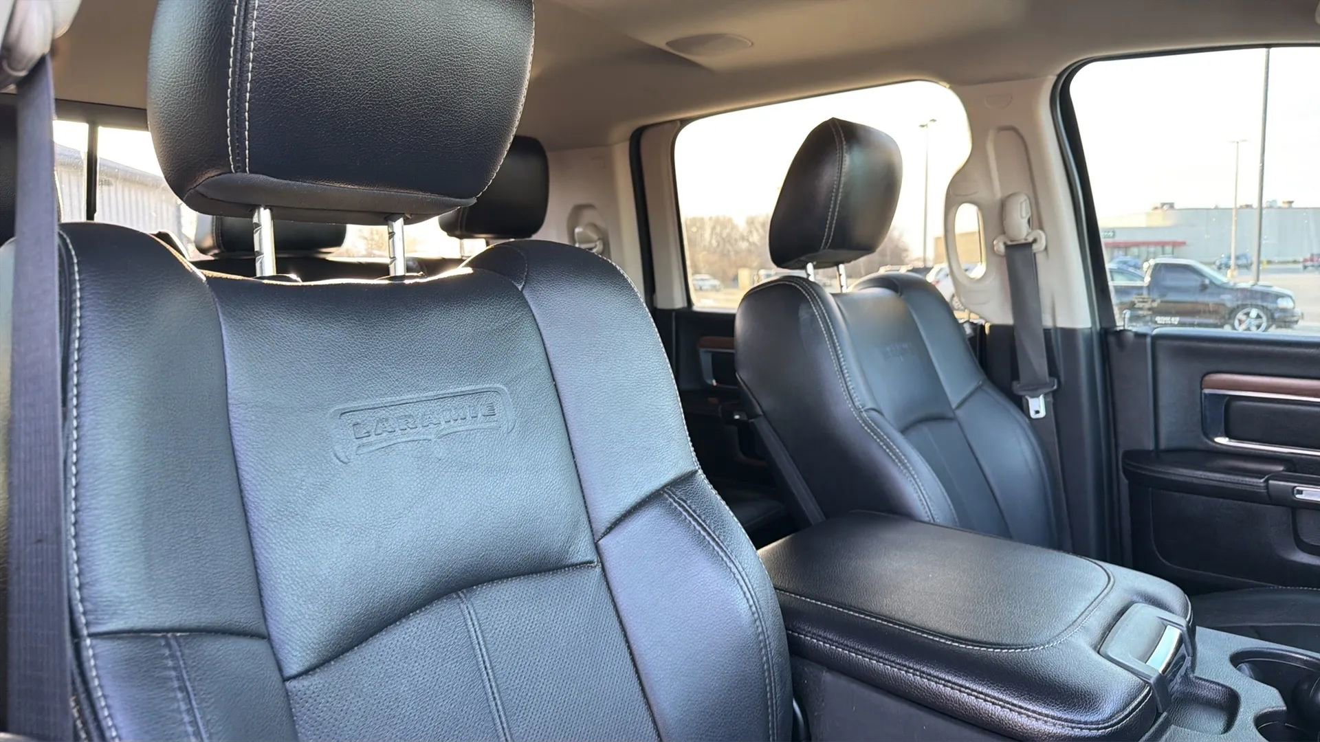 Used 2018 RAM 3500 Laramie image 93