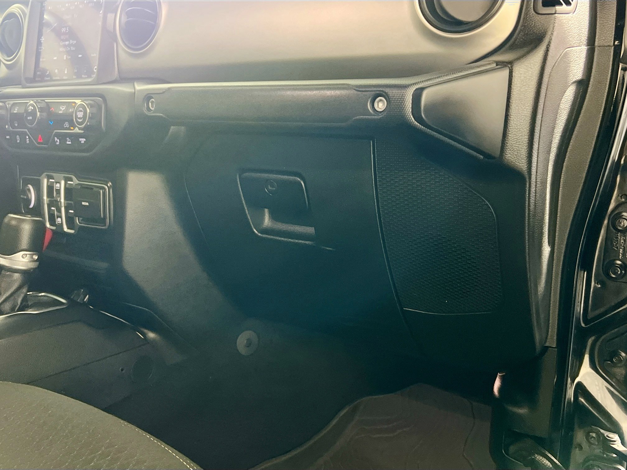 Used 2021 Jeep Gladiator Sport w/ Quick Order Package 24Q 80Th image 35