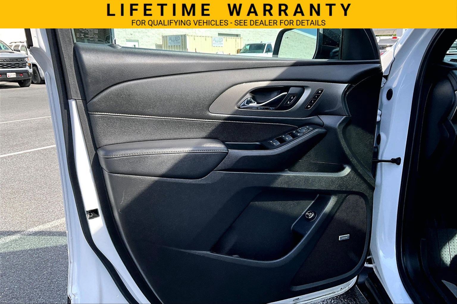 Used 2023 Chevrolet Traverse Premier w/ Redline Edition AWD/4WD image 19
