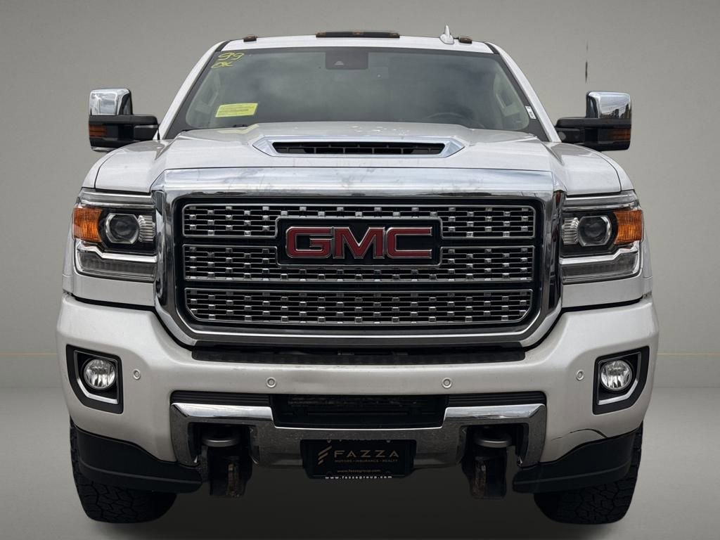 Used 2018 GMC Sierra 3500 Denali w/ Duramax Plus Package image 9