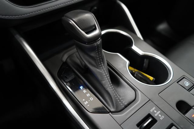 Used 2023 Toyota Highlander XLE image 56