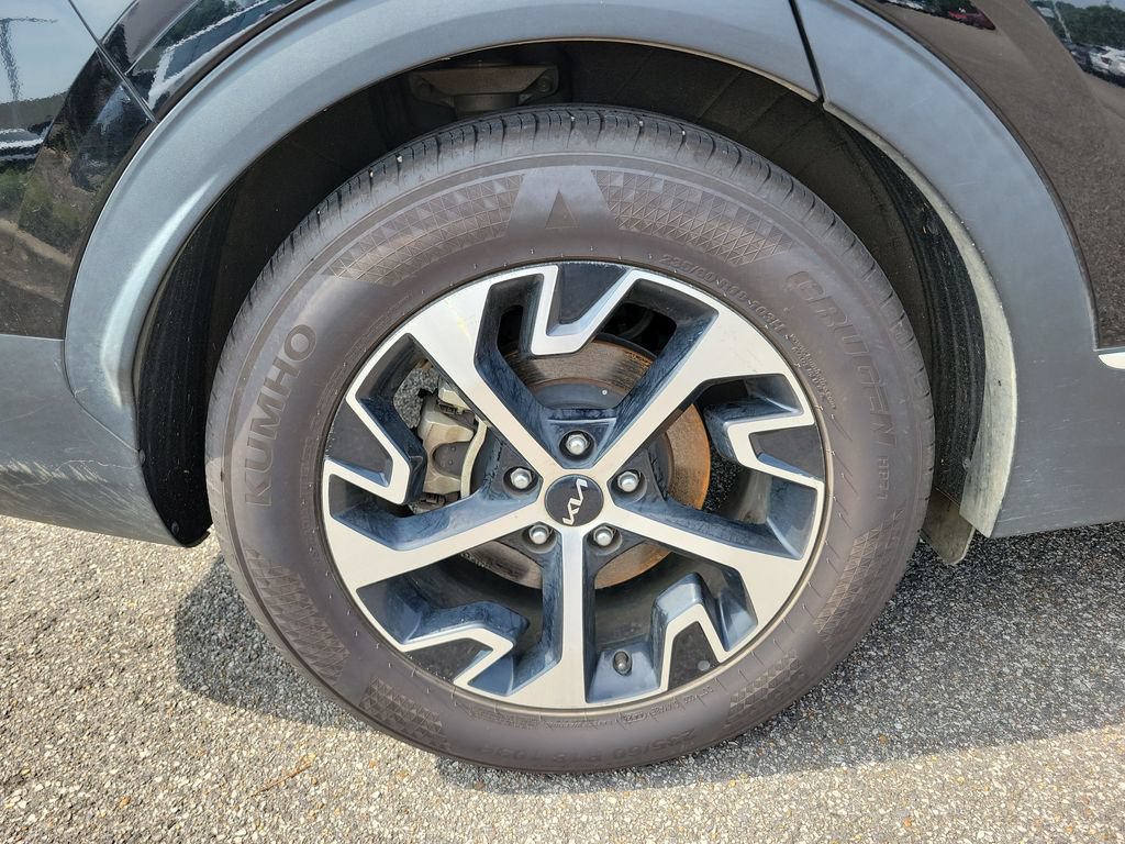 Used 2023 Kia Sportage EX FWD image 25