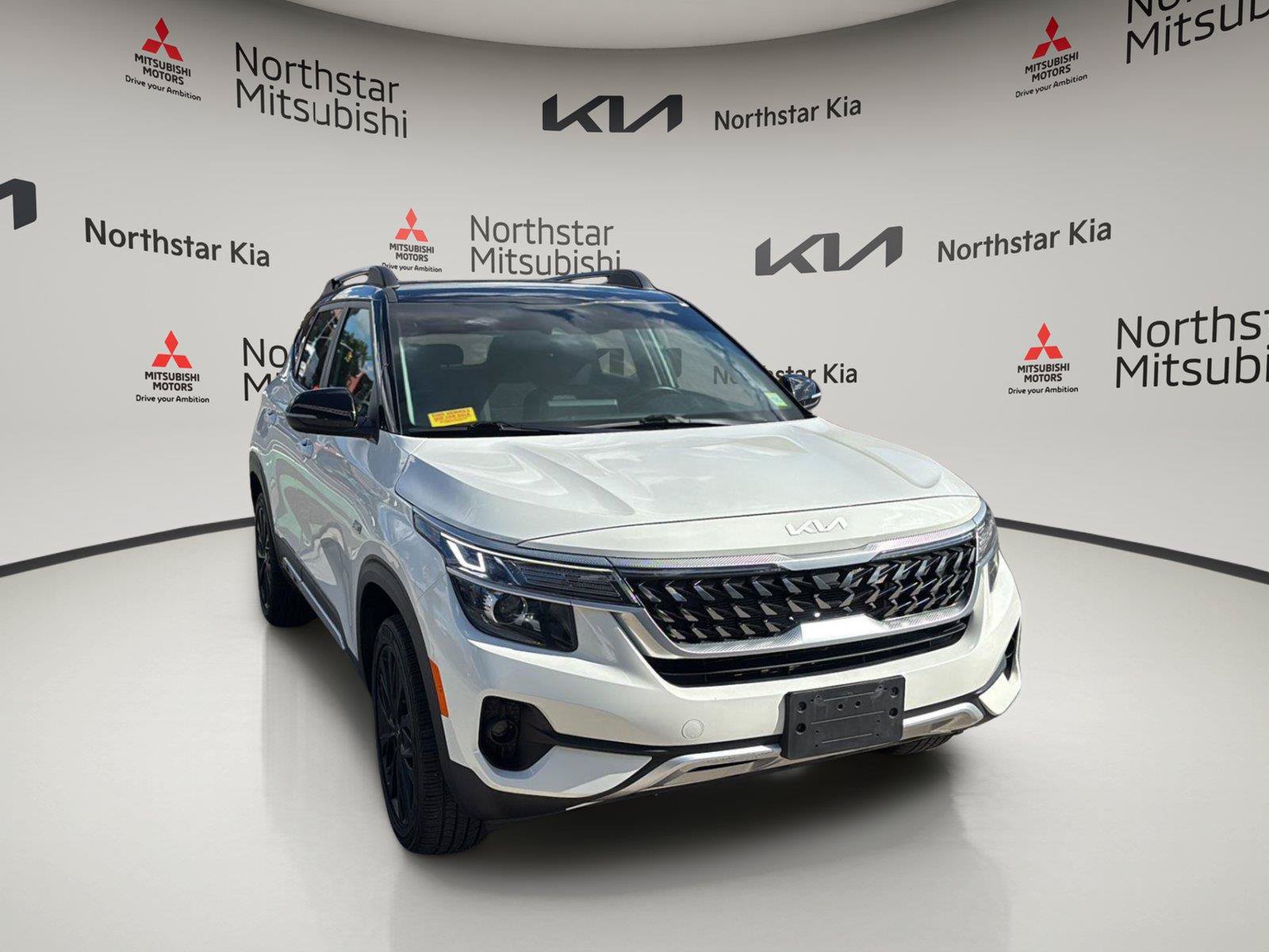 Used 2022 Kia Seltos Nightfall Edition AWD/4WD image 16