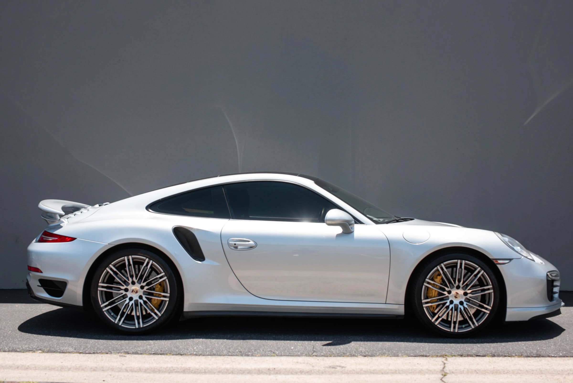 Used 2014 Porsche 911 Turbo S AWD/4WD image 7
