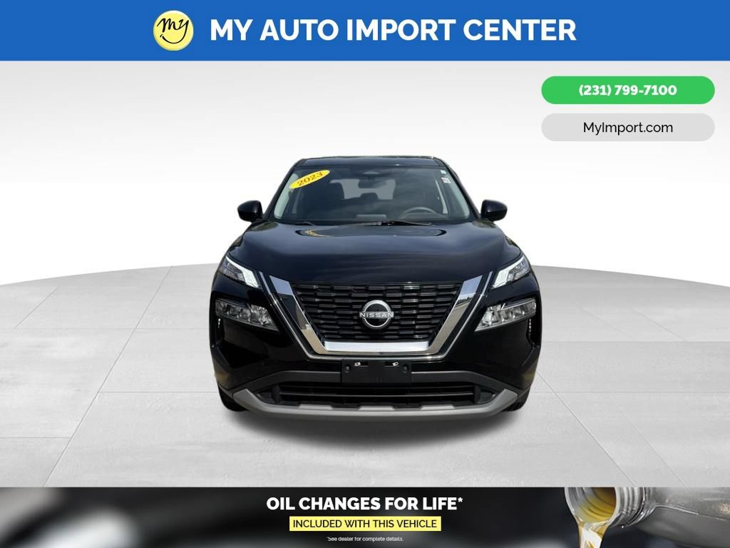 Used 2023 Nissan Rogue SV AWD/4WD image 2