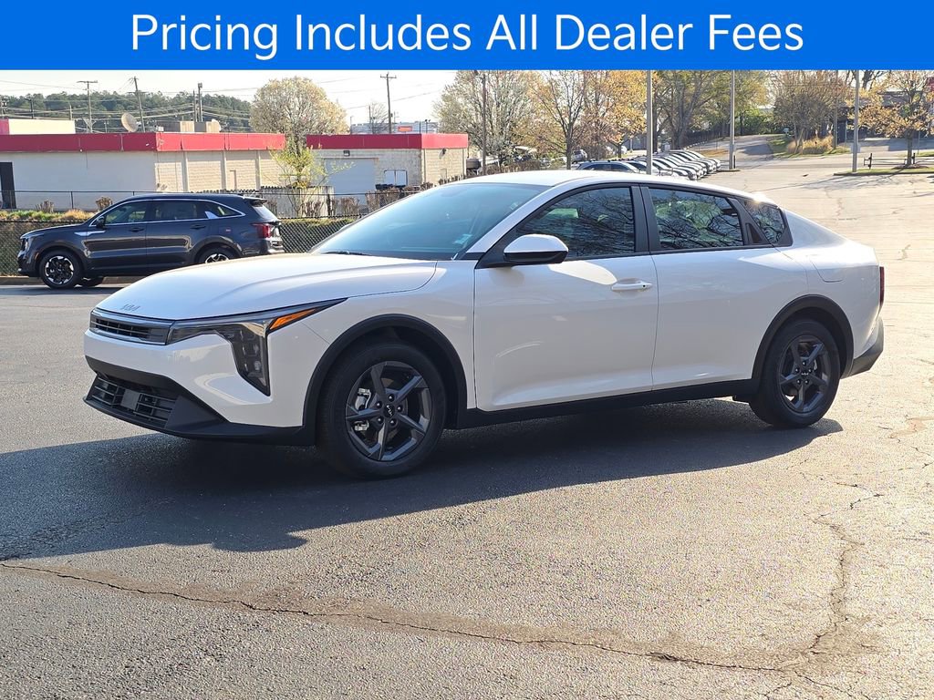 New 2026 Kia K4 FWD image 7