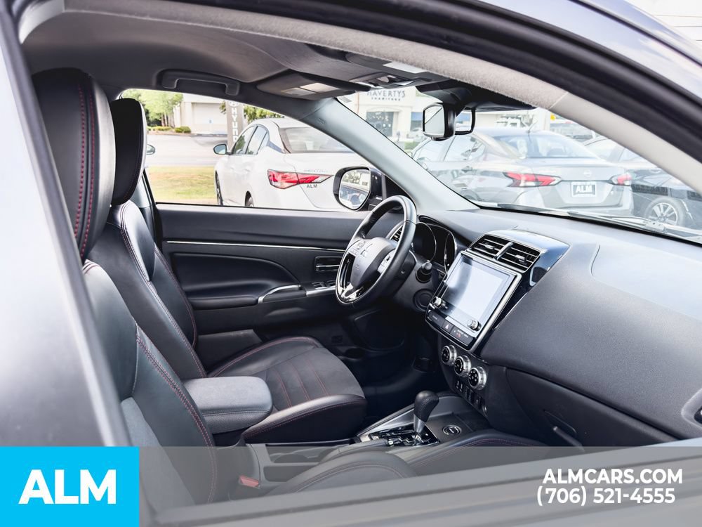 Used 2024 Mitsubishi Outlander Sport SE AWD/4WD image 16