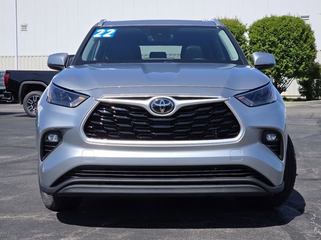 Used 2022 Toyota Highlander XLE AWD/4WD image 20