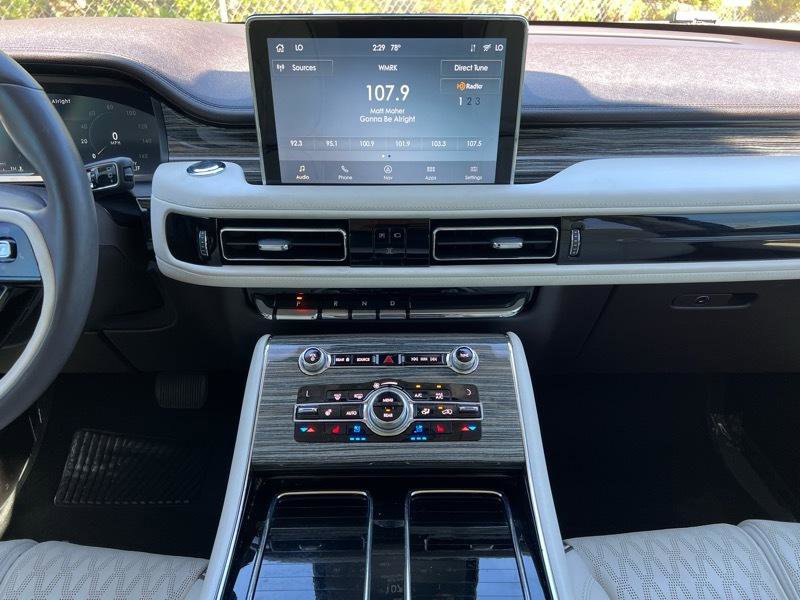Used 2020 Lincoln Aviator Black Label w/ Dynamic Handling Package AWD/4WD image 37