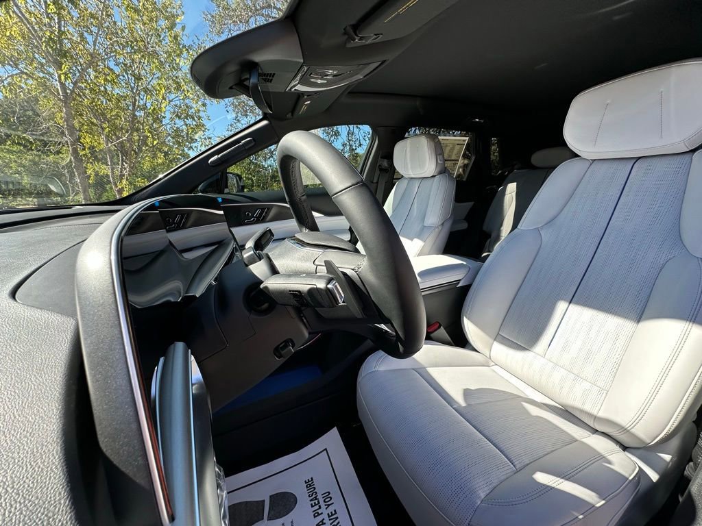 New 2026 Cadillac Lyriq Sport image 14