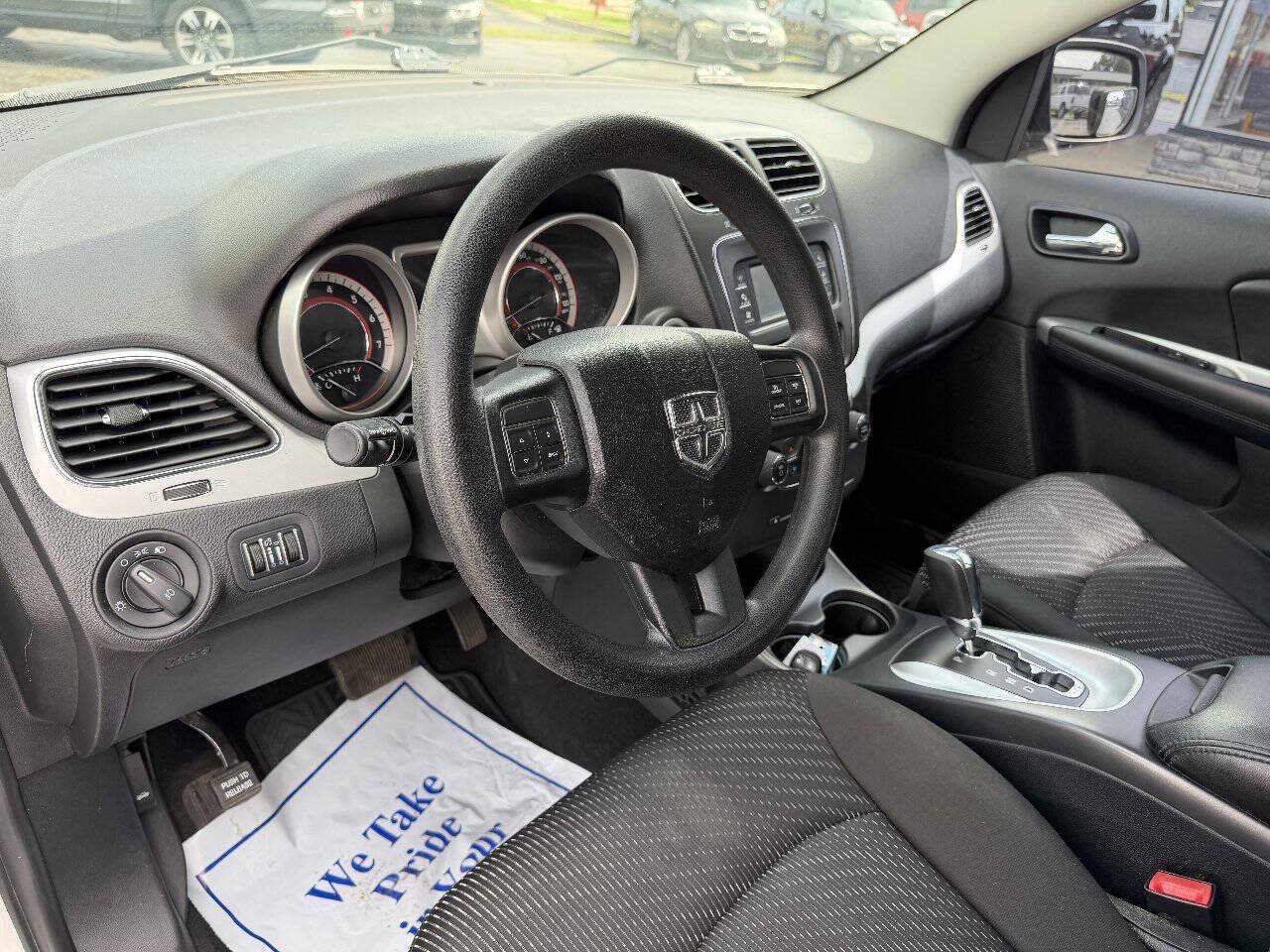 Used 2012 Dodge Journey SXT w/ Popular Equipment Group FWD image 14
