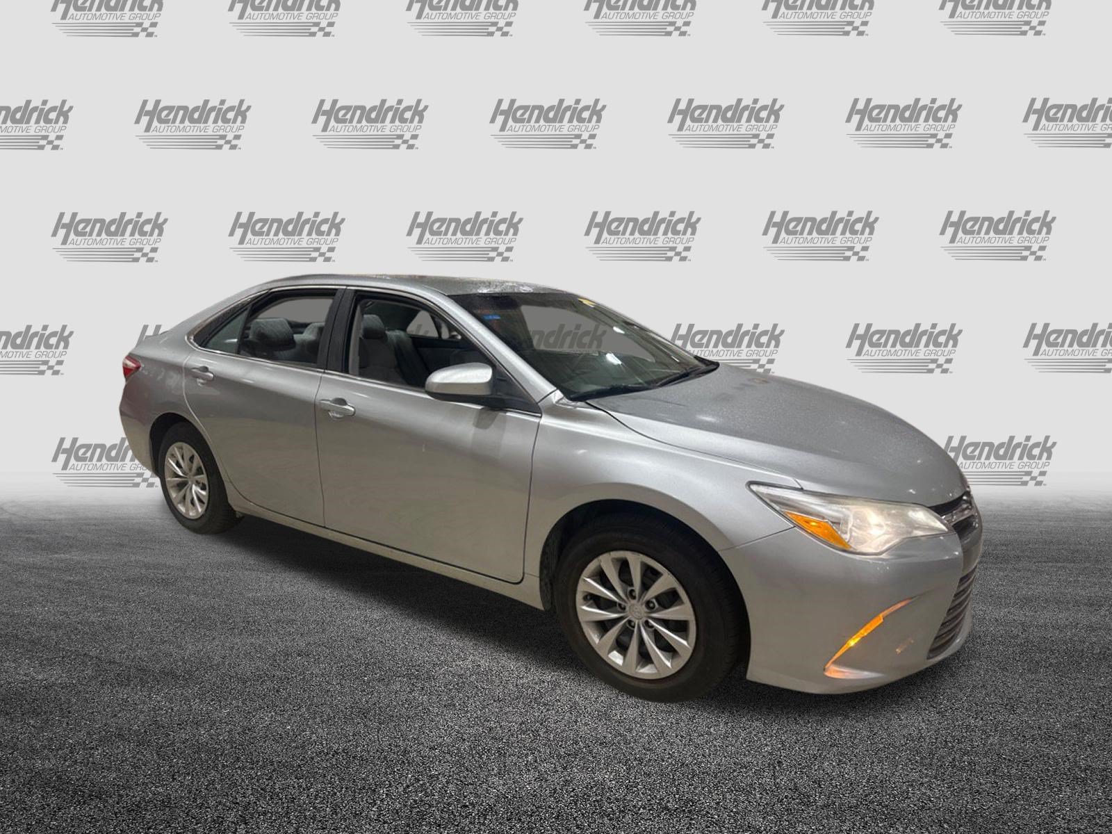 Used 2017 Toyota Camry LE FWD image 16