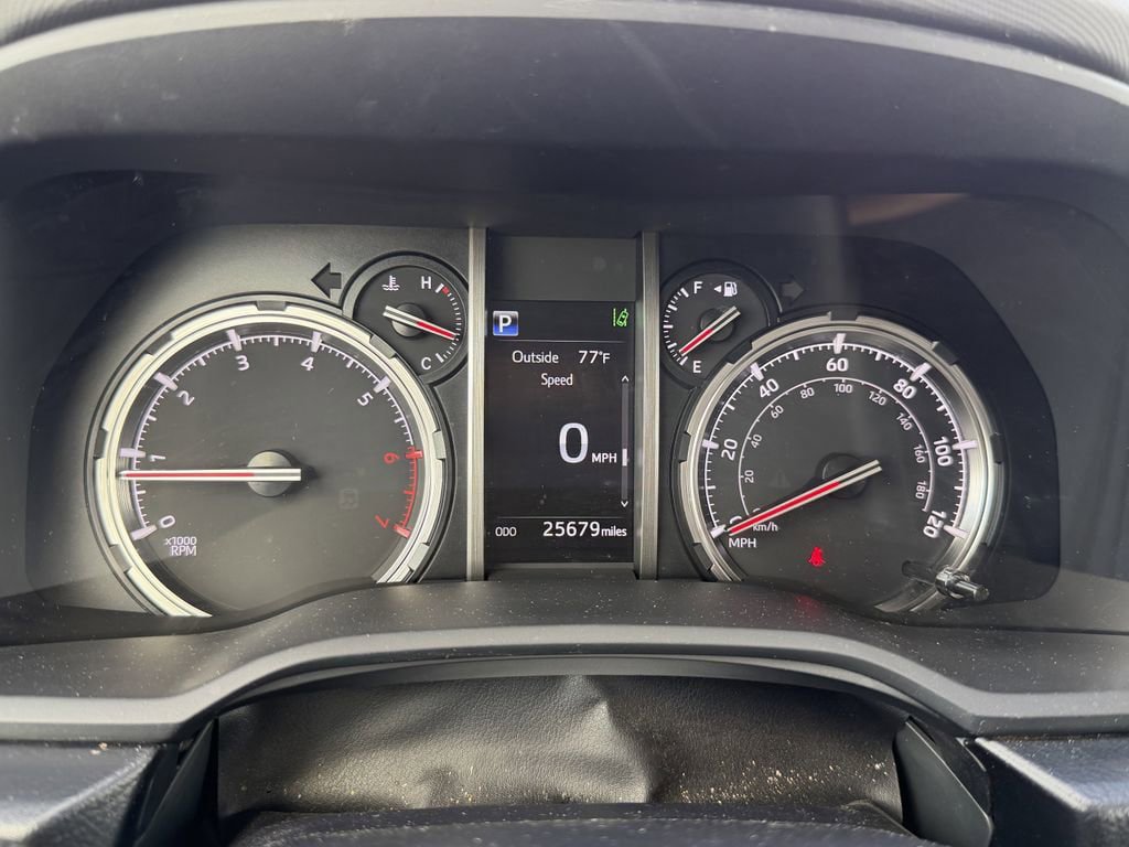 Used 2024 Toyota 4Runner TRD Off-Road Premium w/ Moonroof Package AWD/4WD image 33