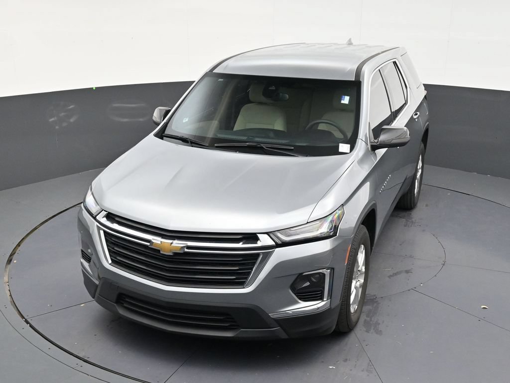 Used 2023 Chevrolet Traverse LS FWD image 19