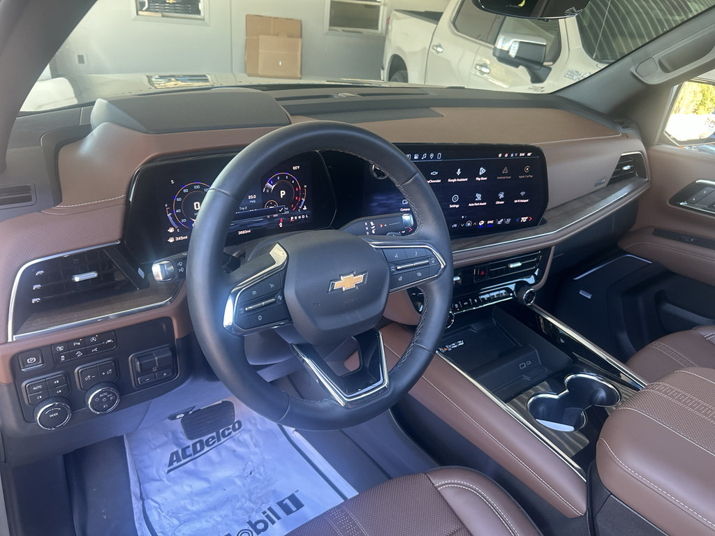 Used 2026 Chevrolet Tahoe High Country w/ Sun And Tow Package AWD/4WD image 11