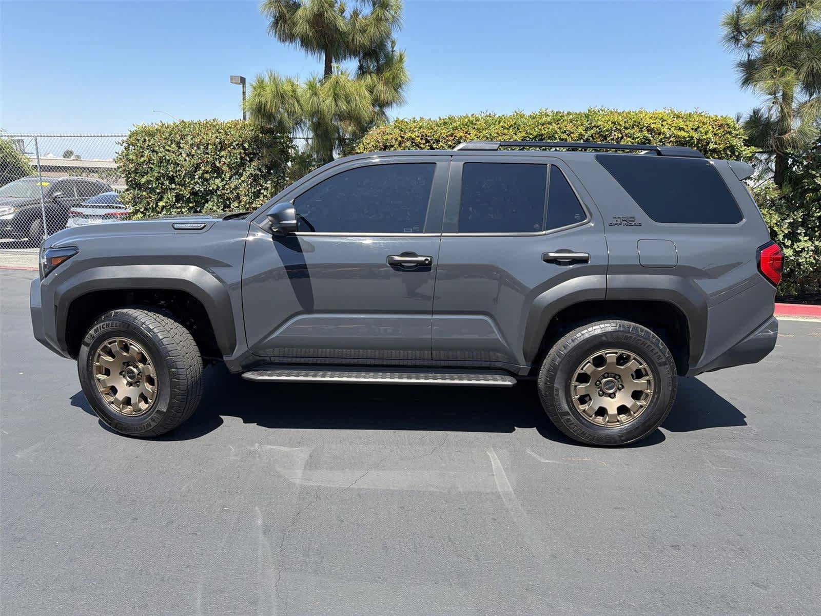 Used 2025 Toyota 4Runner TRD Off-Road Premium w/ Tow Technology Package AWD/4WD image 3