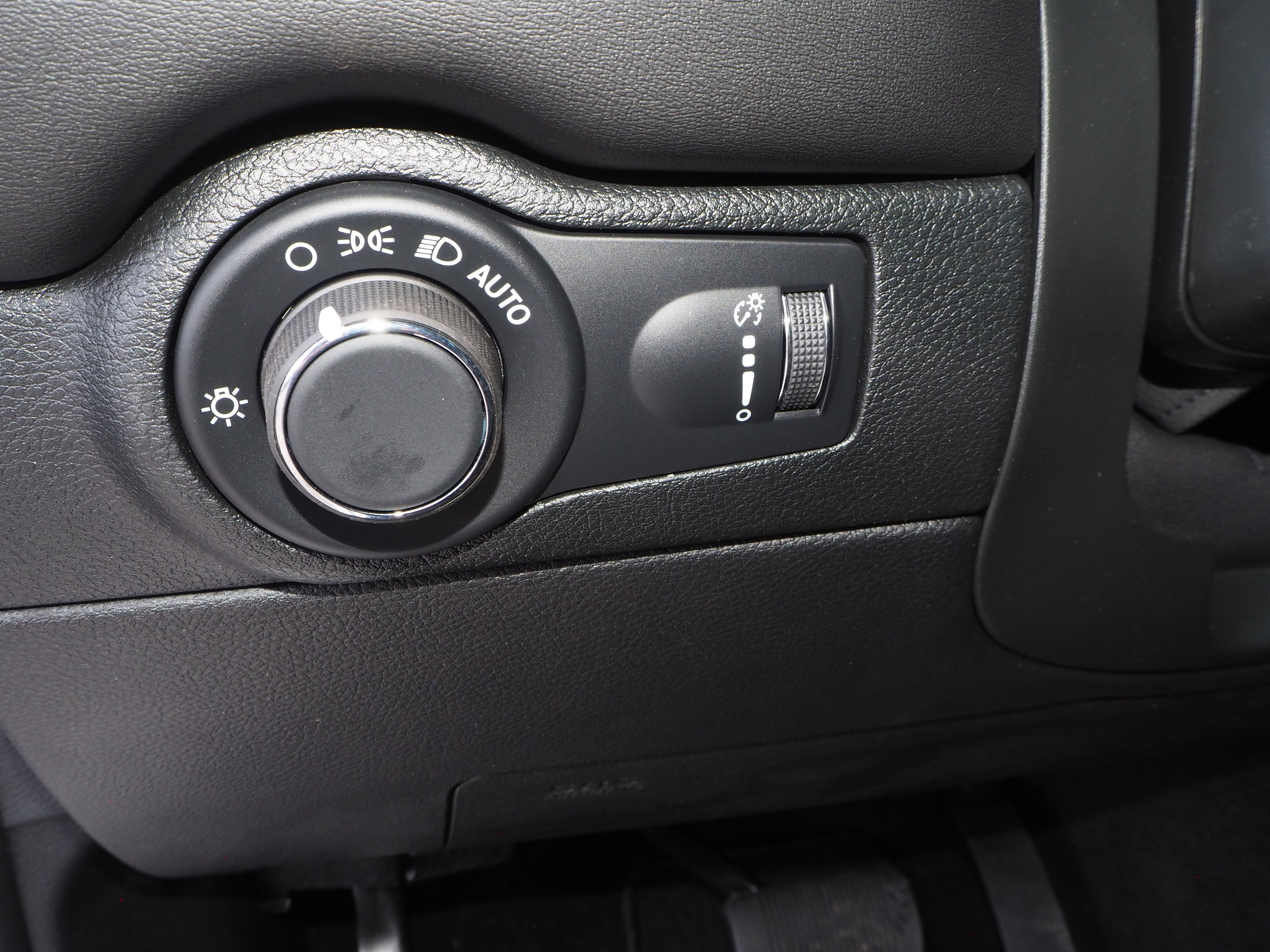 New 2025 Dodge Durango R/T image 31