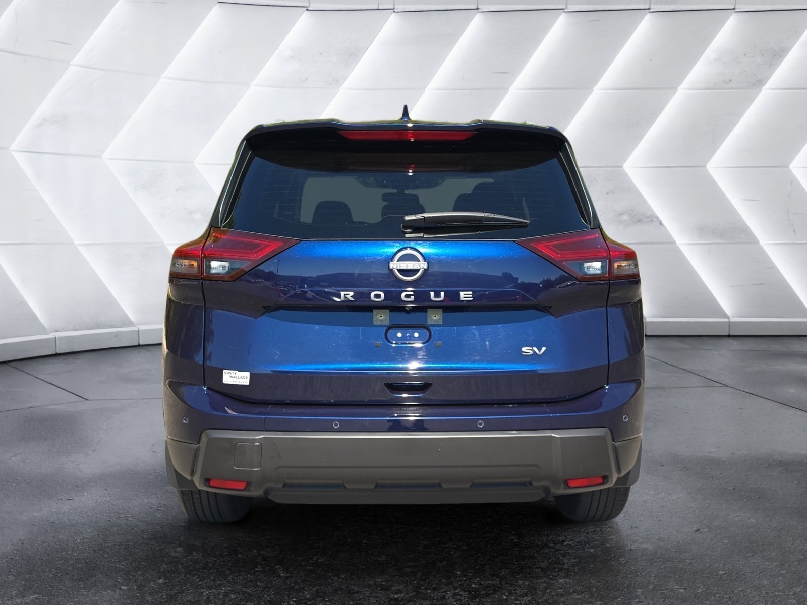 Used 2024 Nissan Rogue SV w/ SV Premium Package FWD image 4