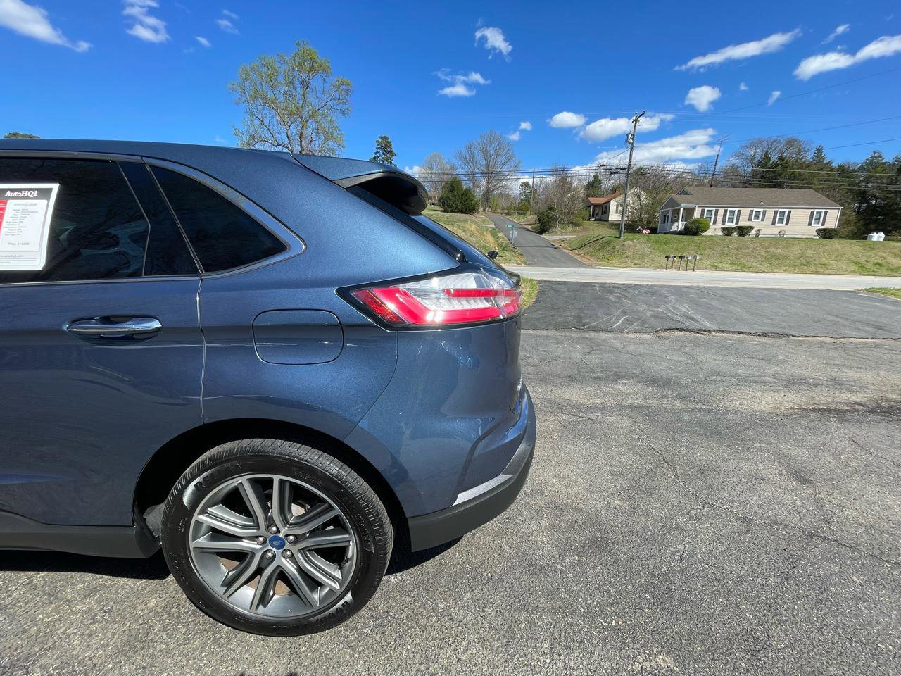 Used 2019 Ford Edge Titanium w/ Cold Weather Package image 5