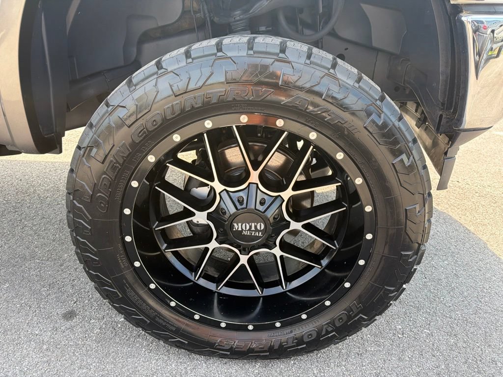 Used 2019 Ford F150 King Ranch w/ Equipment Group 601A Luxury AWD/4WD image 14