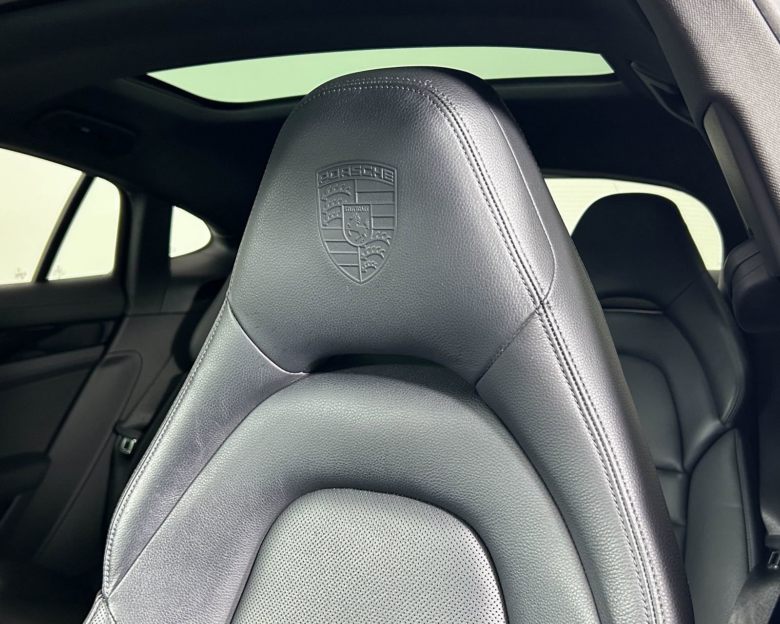 Certified 2021 Porsche Panamera 4 image 15