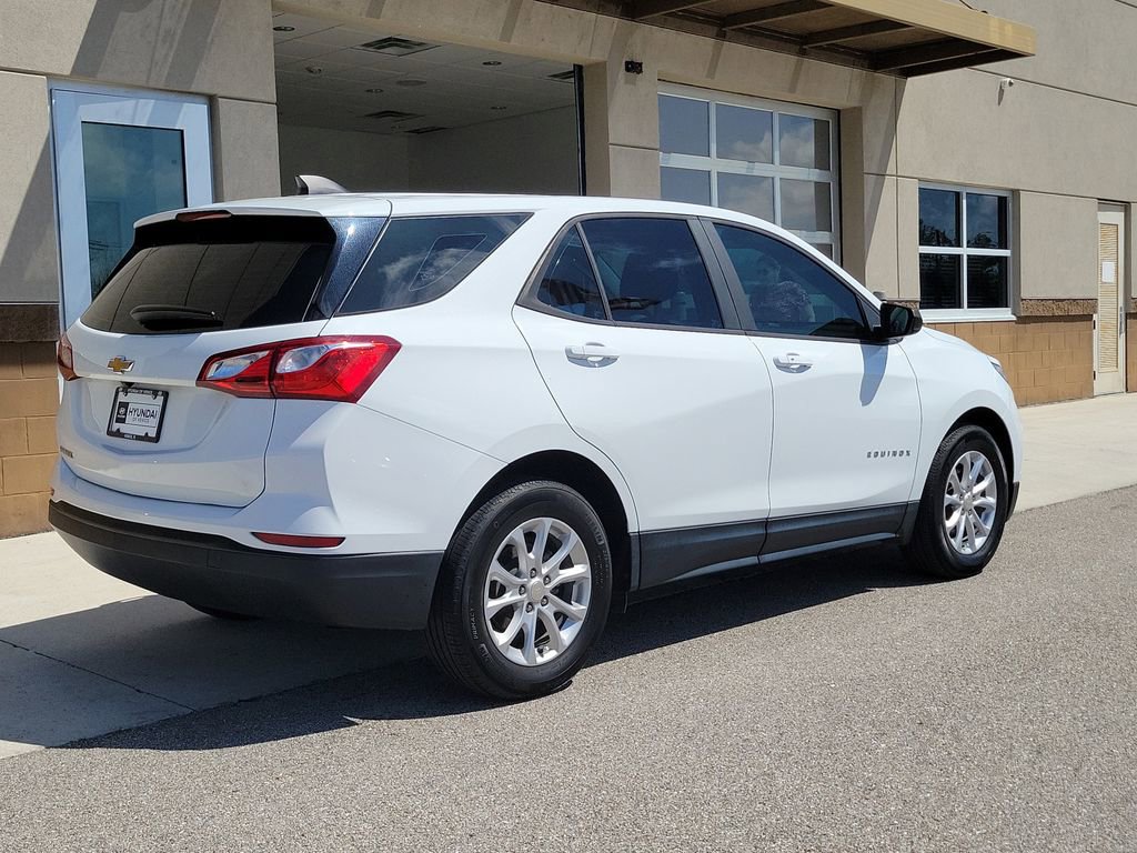 Used 2020 Chevrolet Equinox LS image 6