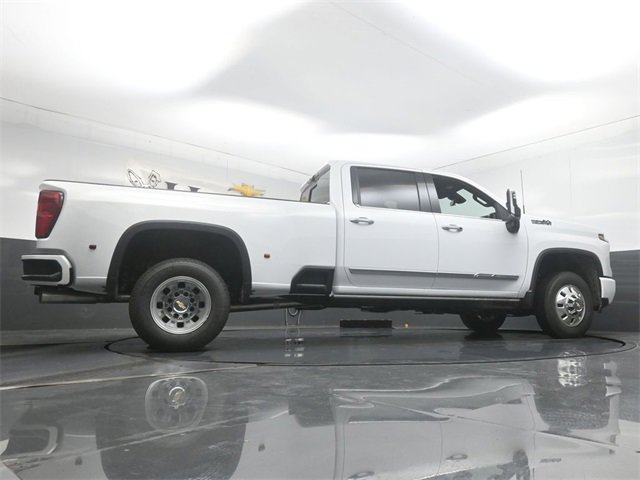 New 2026 Chevrolet Silverado 3500 High Country w/ High Country Premium Package image 31