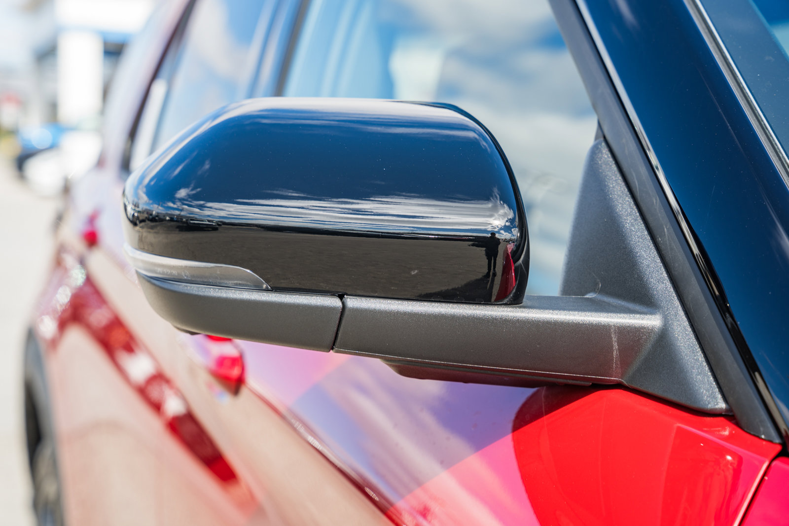 New 2026 Ford Explorer ST-Line w/ ST-Line Street Pack image 17