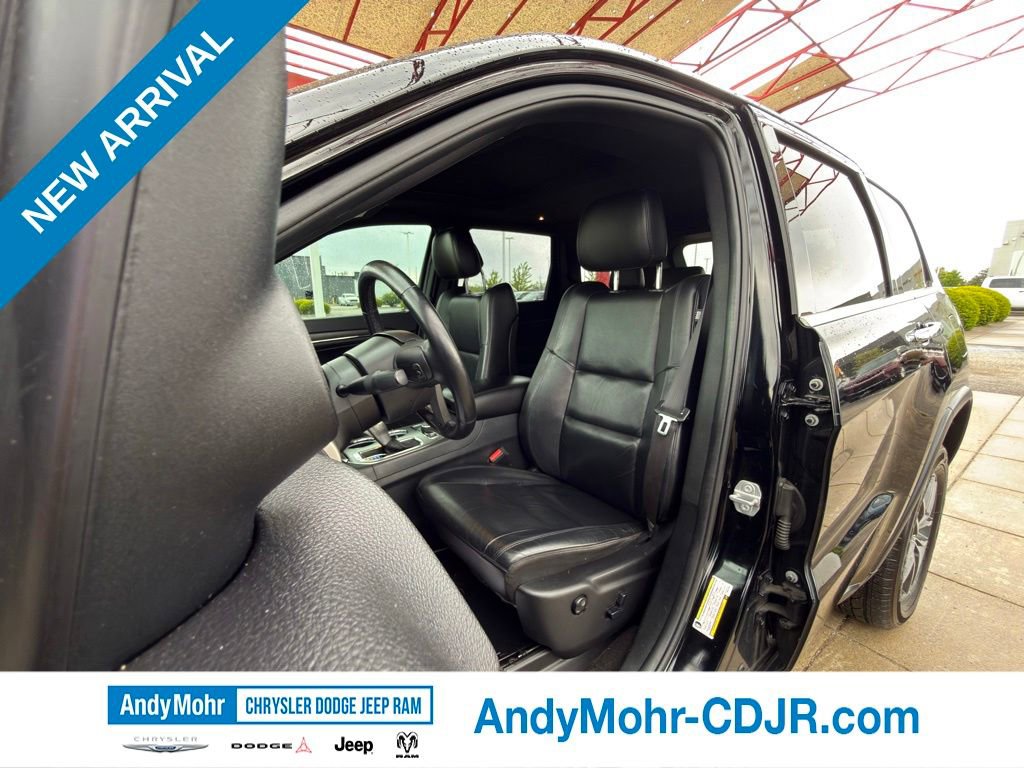 Used 2018 Jeep Grand Cherokee Limited AWD/4WD image 14