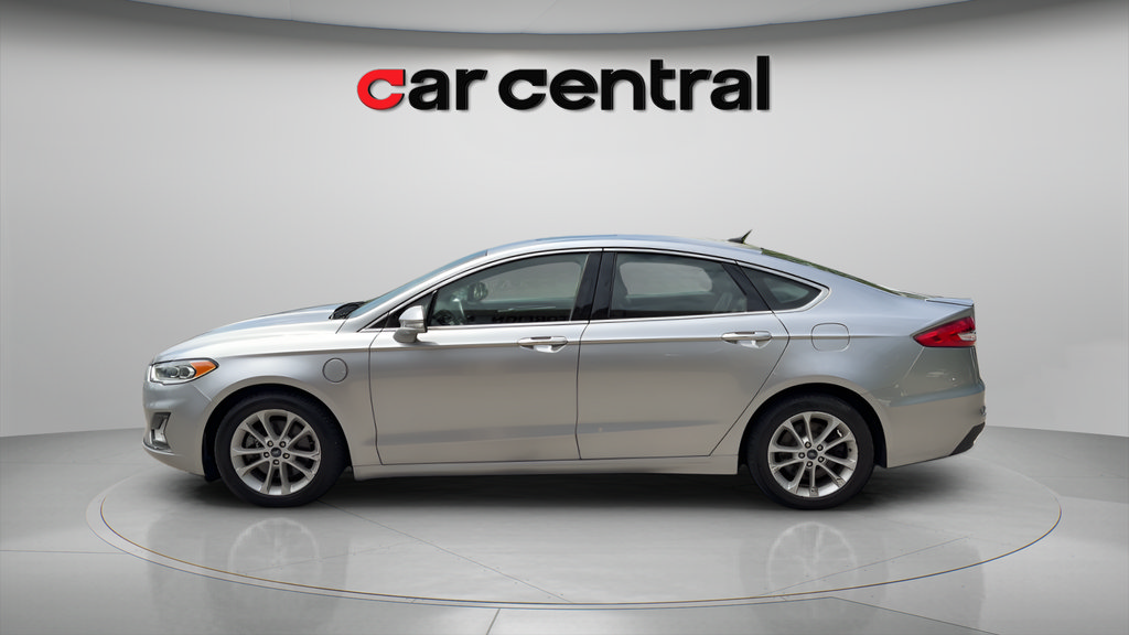 Used 2020 Ford Fusion Energi Titanium FWD image 2