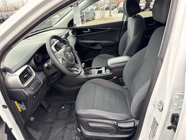 Used 2017 Kia Sorento LX image 14