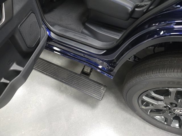 New 2026 Toyota Sequoia Platinum AWD/4WD image 20