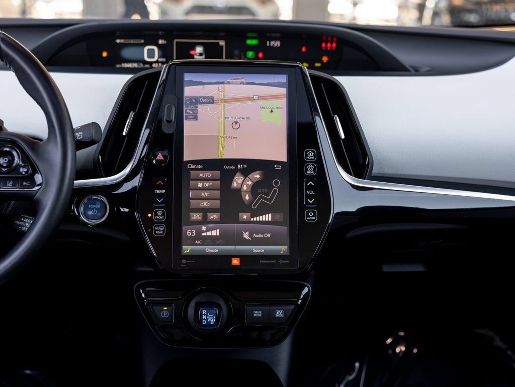 Used 2020 Toyota Prius Limited w/ Premium Convenience Package FWD image 19