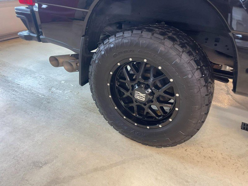 Used 2023 Ford F250 Lariat w/ Lariat Ultimate Package image 8