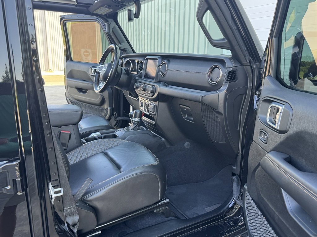 Used 2021 Jeep Wrangler Unlimited Sahara image 41