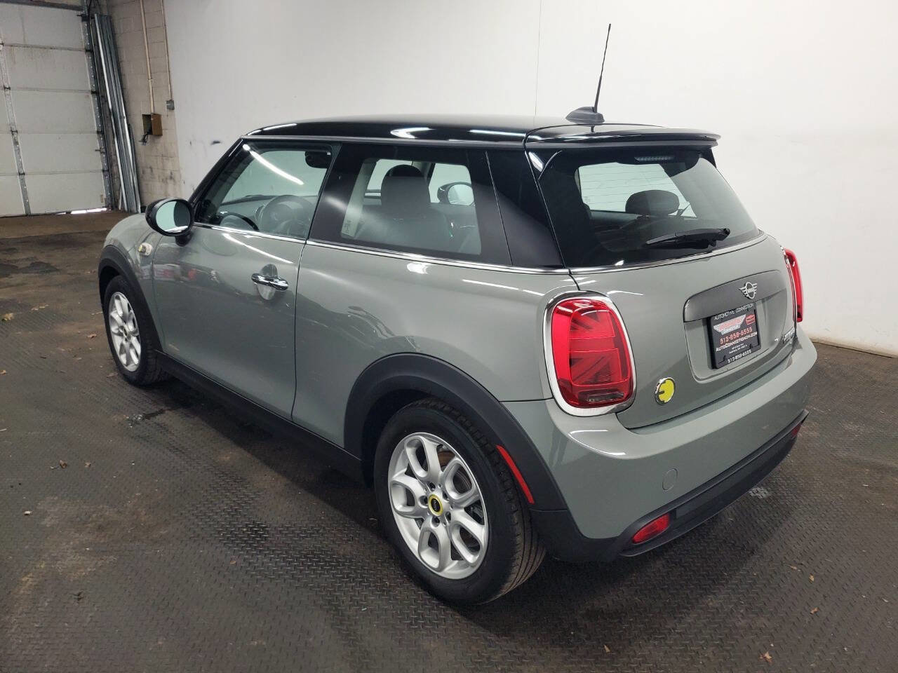 Used 2021 MINI Cooper SE w/ 6.5" Touchscreen Package image 5