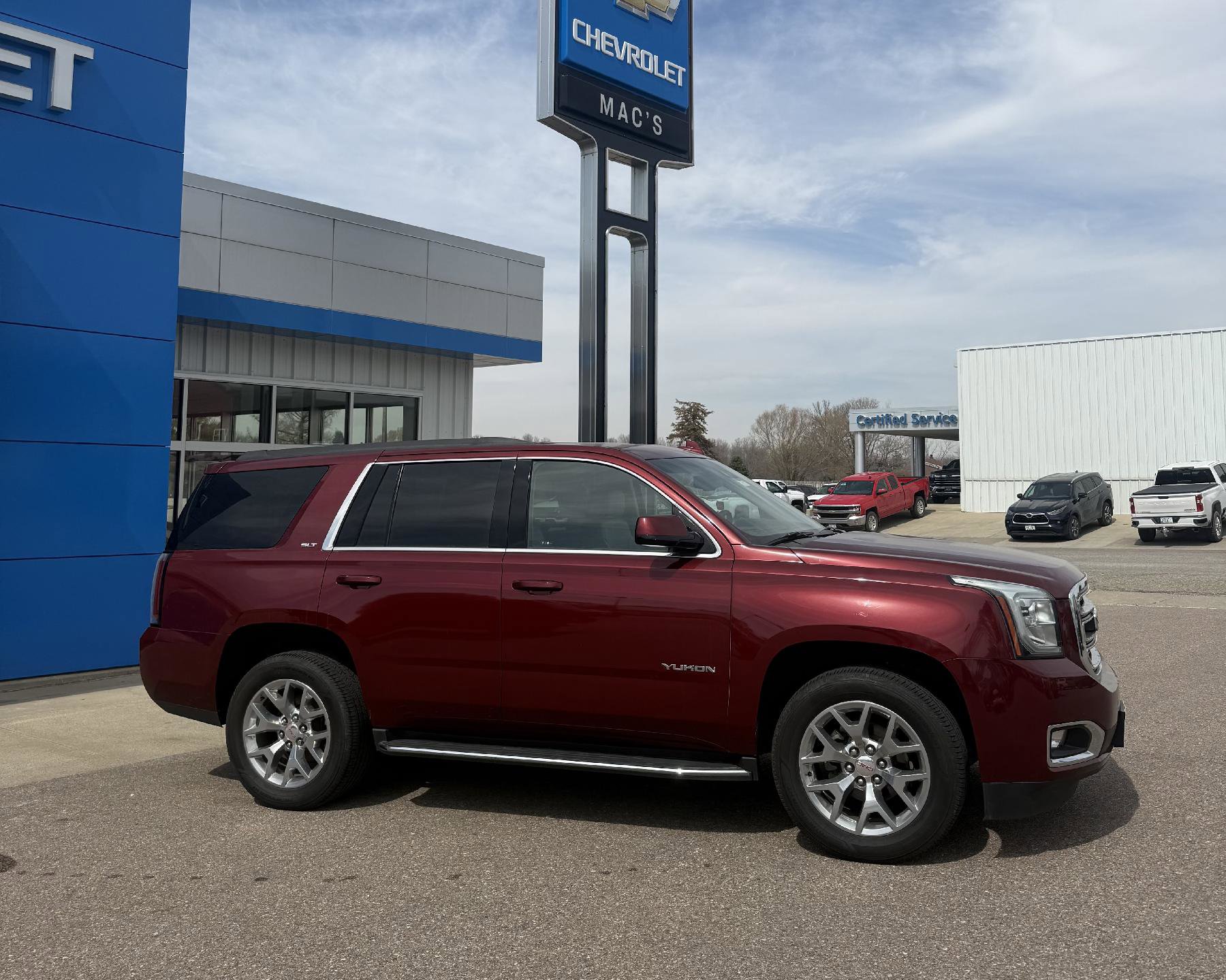 Used 2018 GMC Yukon SLT w/ Open Road Package image 2